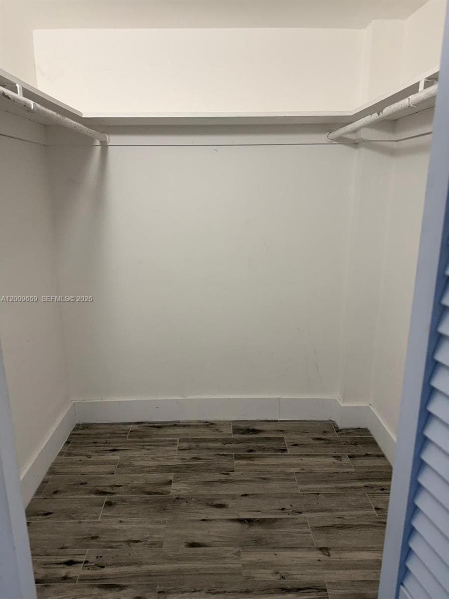 2851 Leonard Dr # J505, Aventura FL 33160 — 10