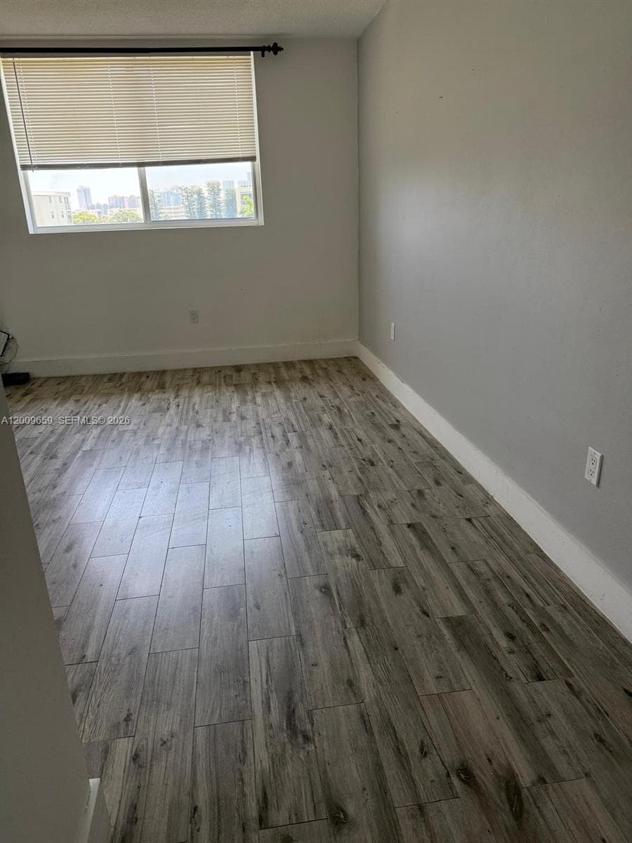 2851 Leonard Dr # J505, Aventura FL 33160 — 4