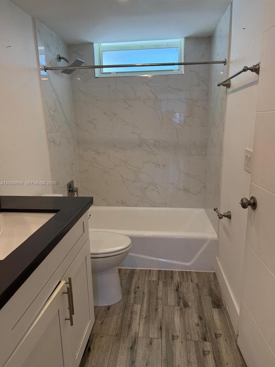 2851 Leonard Dr # J505, Aventura FL 33160 — 8