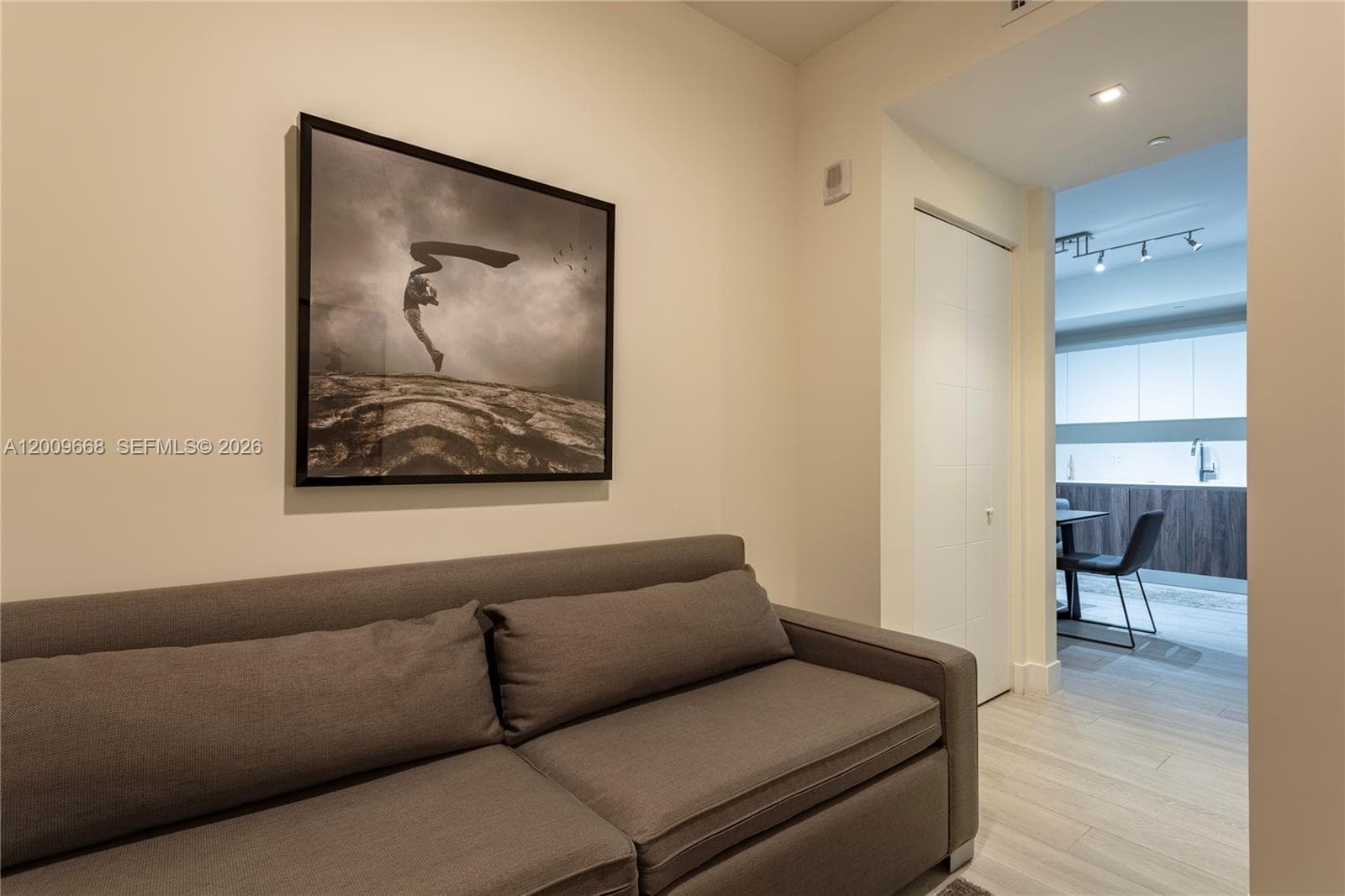 2960 NE 207th St # 904, Aventura FL 33180 — 12