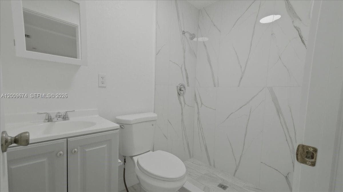 2129 NW 59th St, Miami FL 33142 — 17