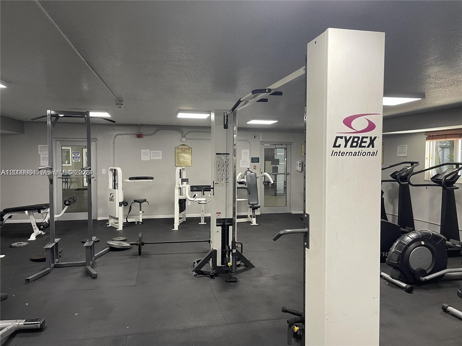 10820 SW 200th dr OFC, Cutler Bay FL 33157 — 12
