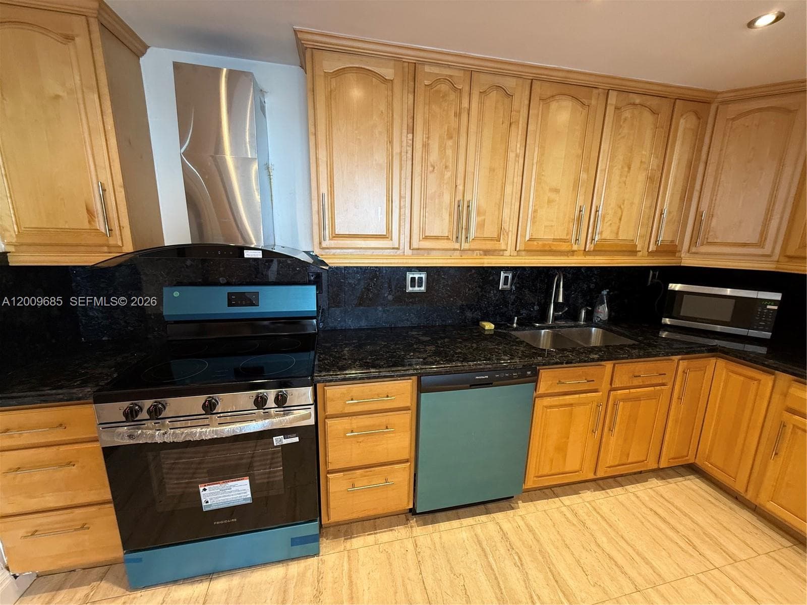 Oceanview Building B Cond, Sunny Isles Beach, FL — 19