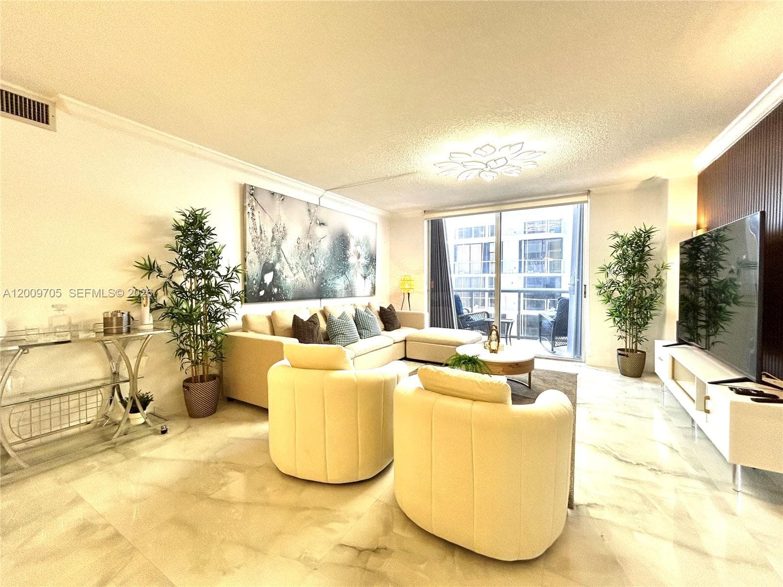 6039 Collins Ave # 1507, Miami Beach FL 33140 — 6