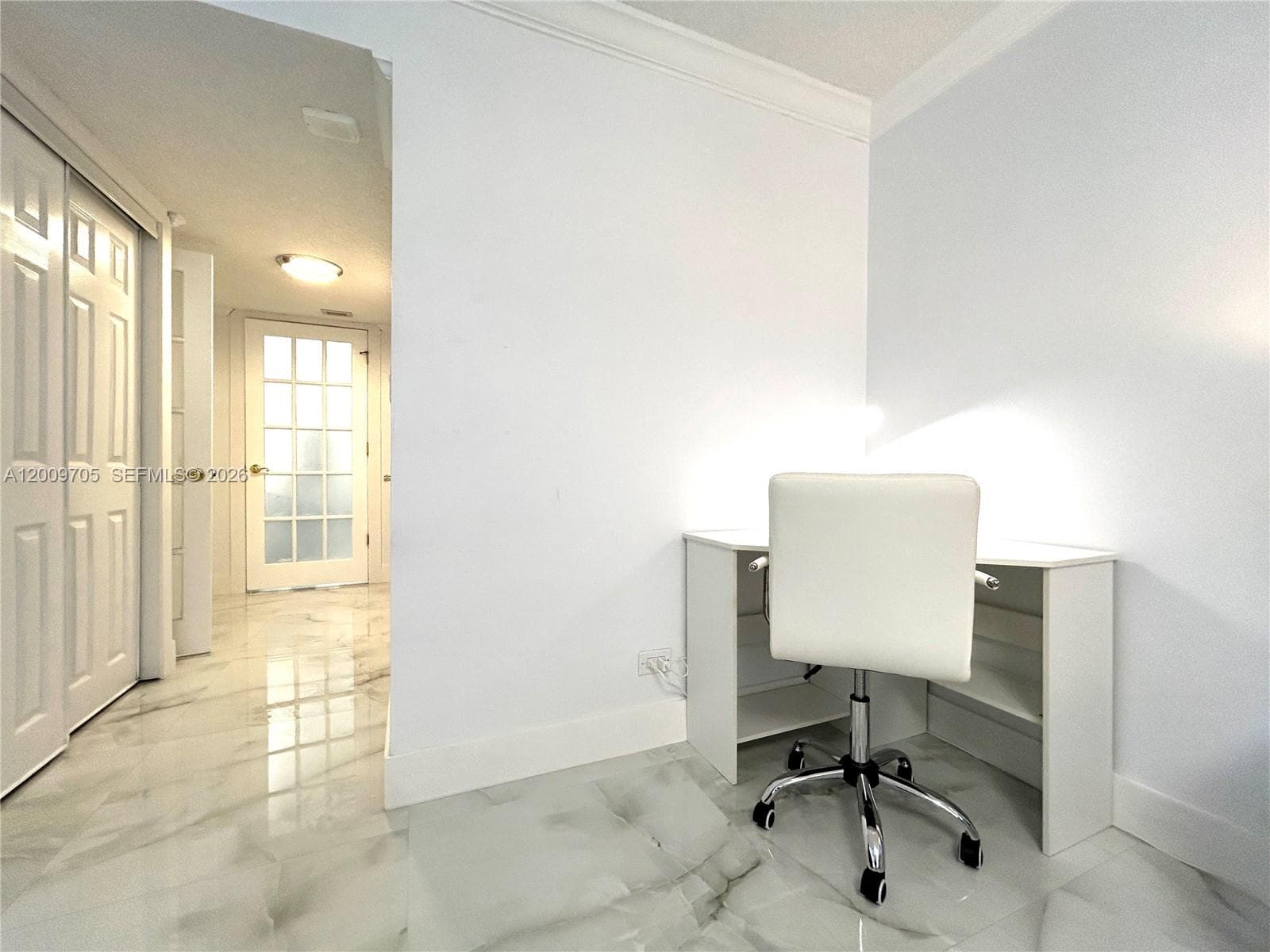 6039 Collins Ave # 1507, Miami Beach FL 33140 — 16