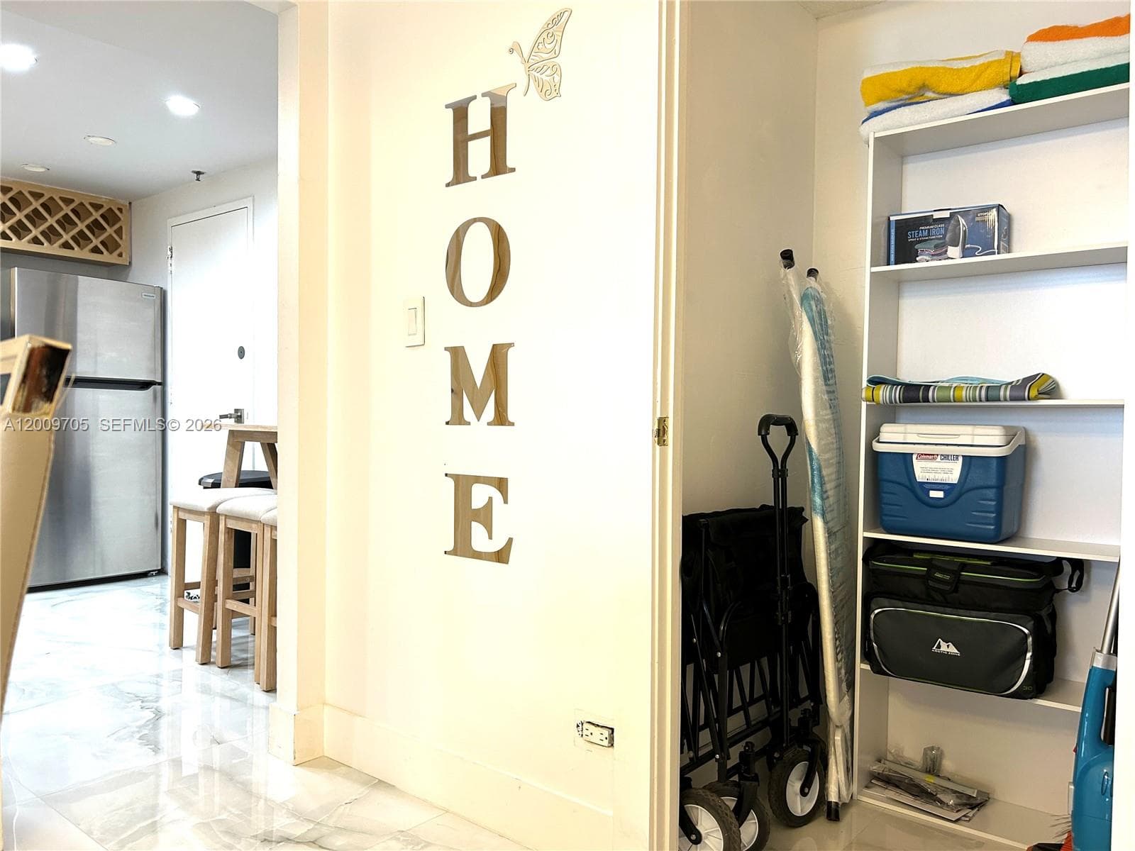 6039 Collins Ave # 1507, Miami Beach FL 33140 — 22