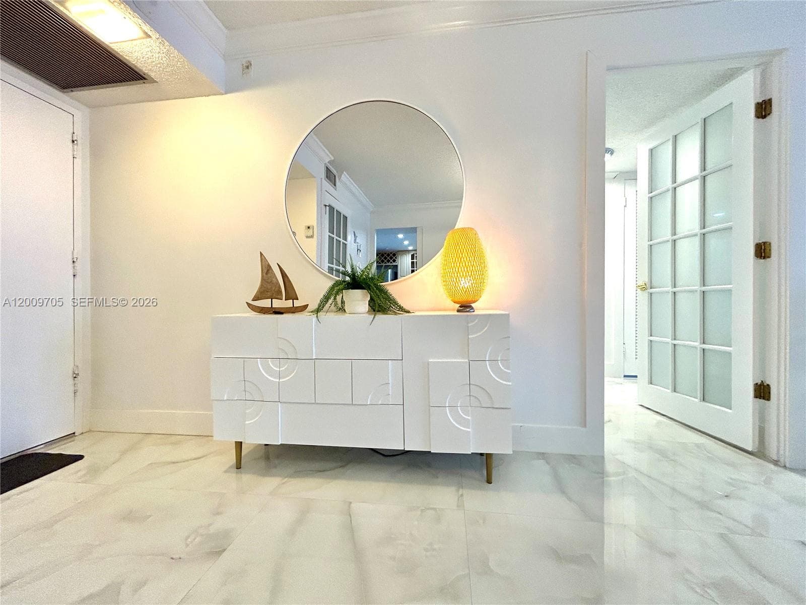 6039 Collins Ave # 1507, Miami Beach FL 33140 — 3
