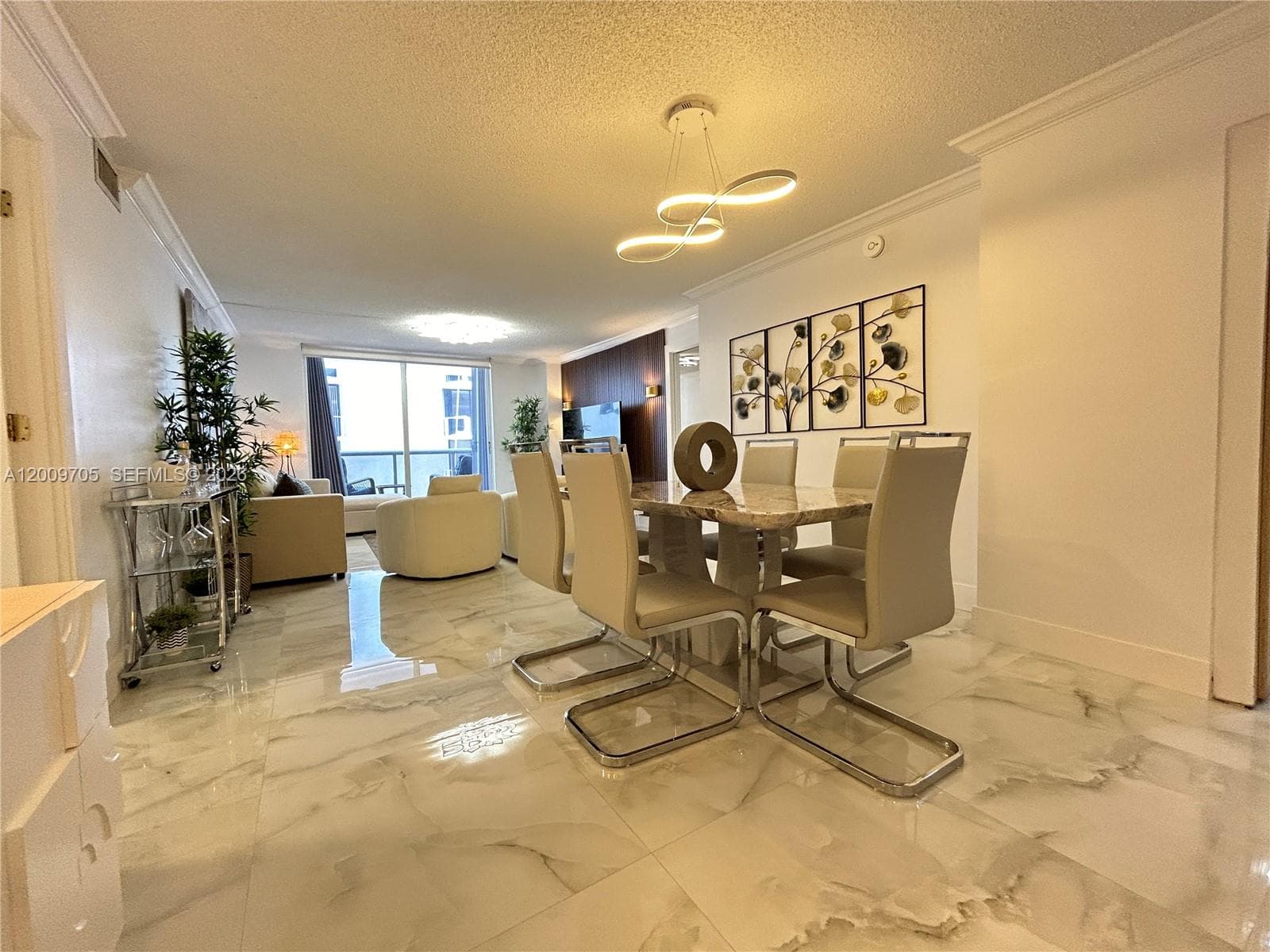 6039 Collins Ave # 1507, Miami Beach FL 33140 — 8