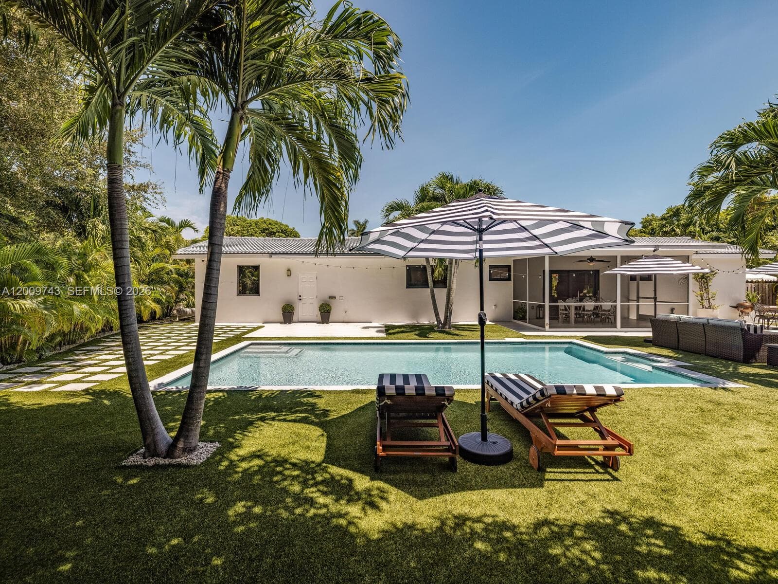 11504 NE 6th Ave, Biscayne Park FL 33161 — 68