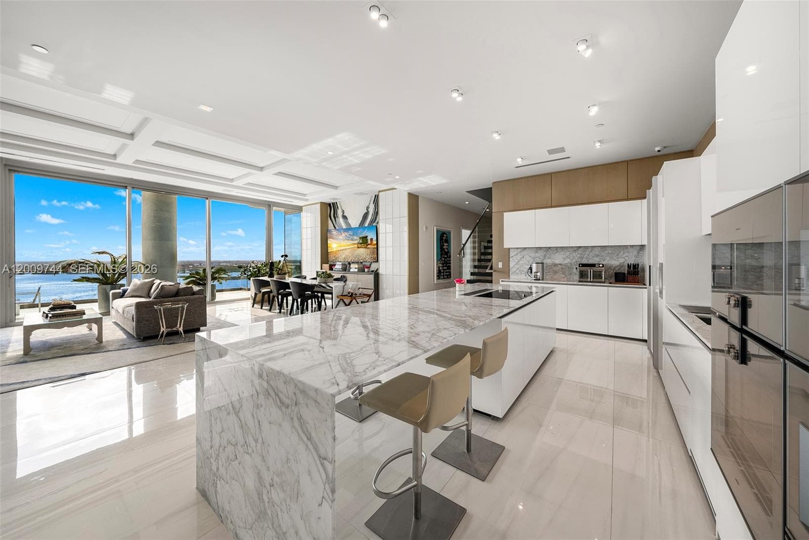 10201 Collins Ave, Bal Harbour FL 33154 — 14
