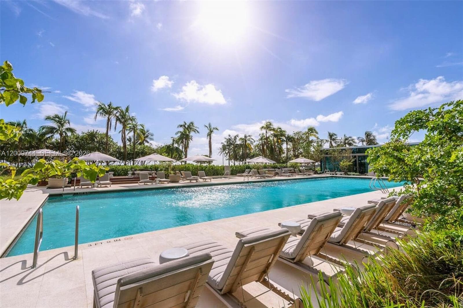 10201 Collins Ave, Bal Harbour FL 33154 — 54
