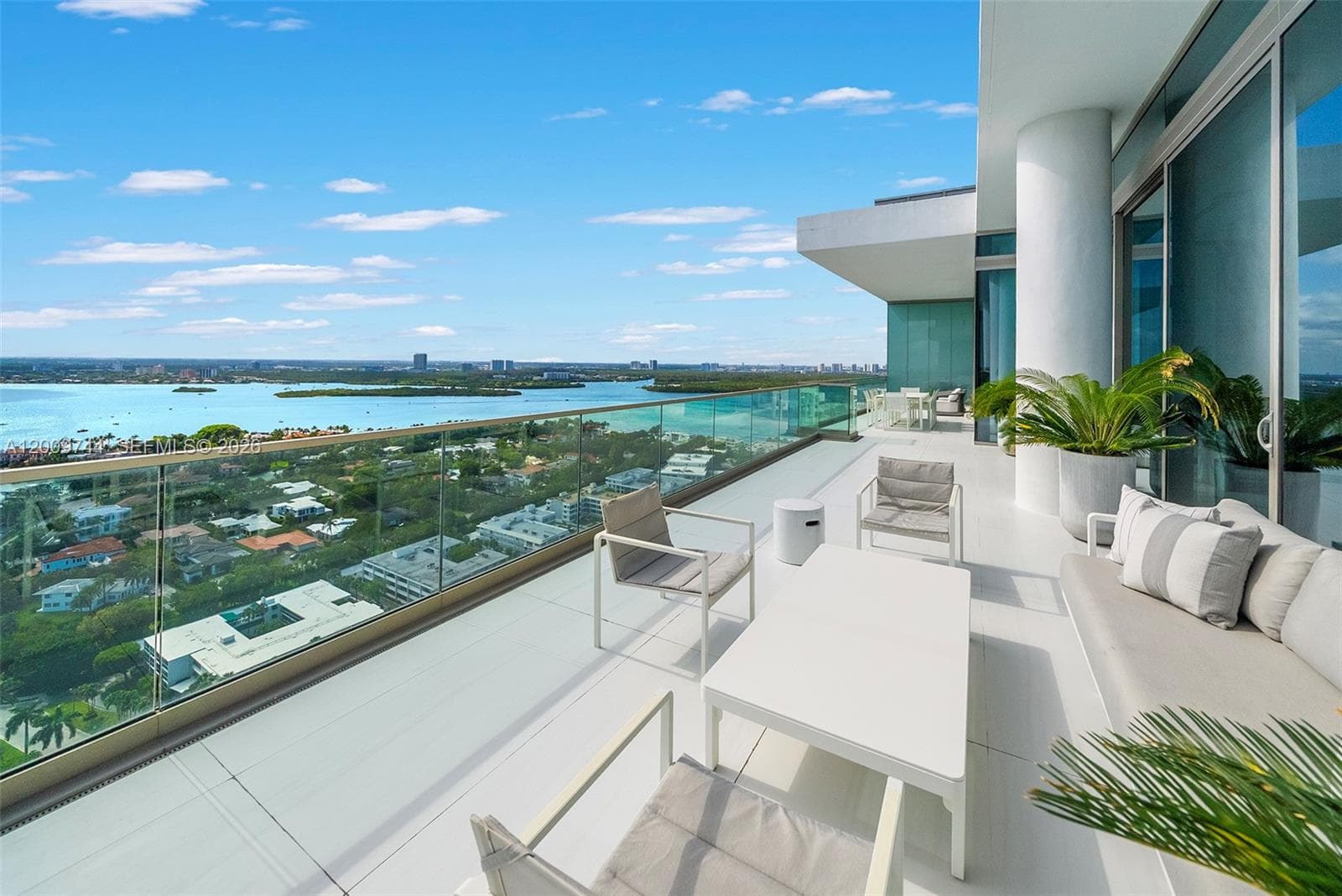 10201 Collins Ave, Bal Harbour FL 33154 — 29