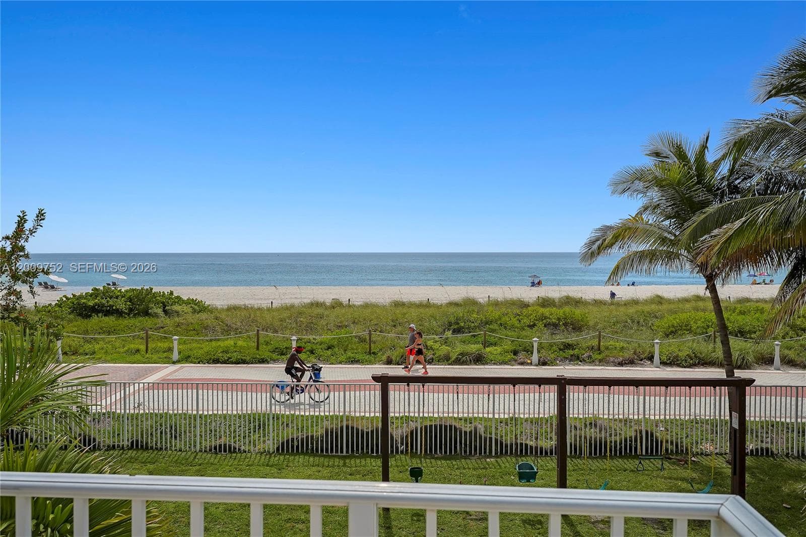 4747 Collins Ave # 1503, Miami Beach FL 33140 — 17