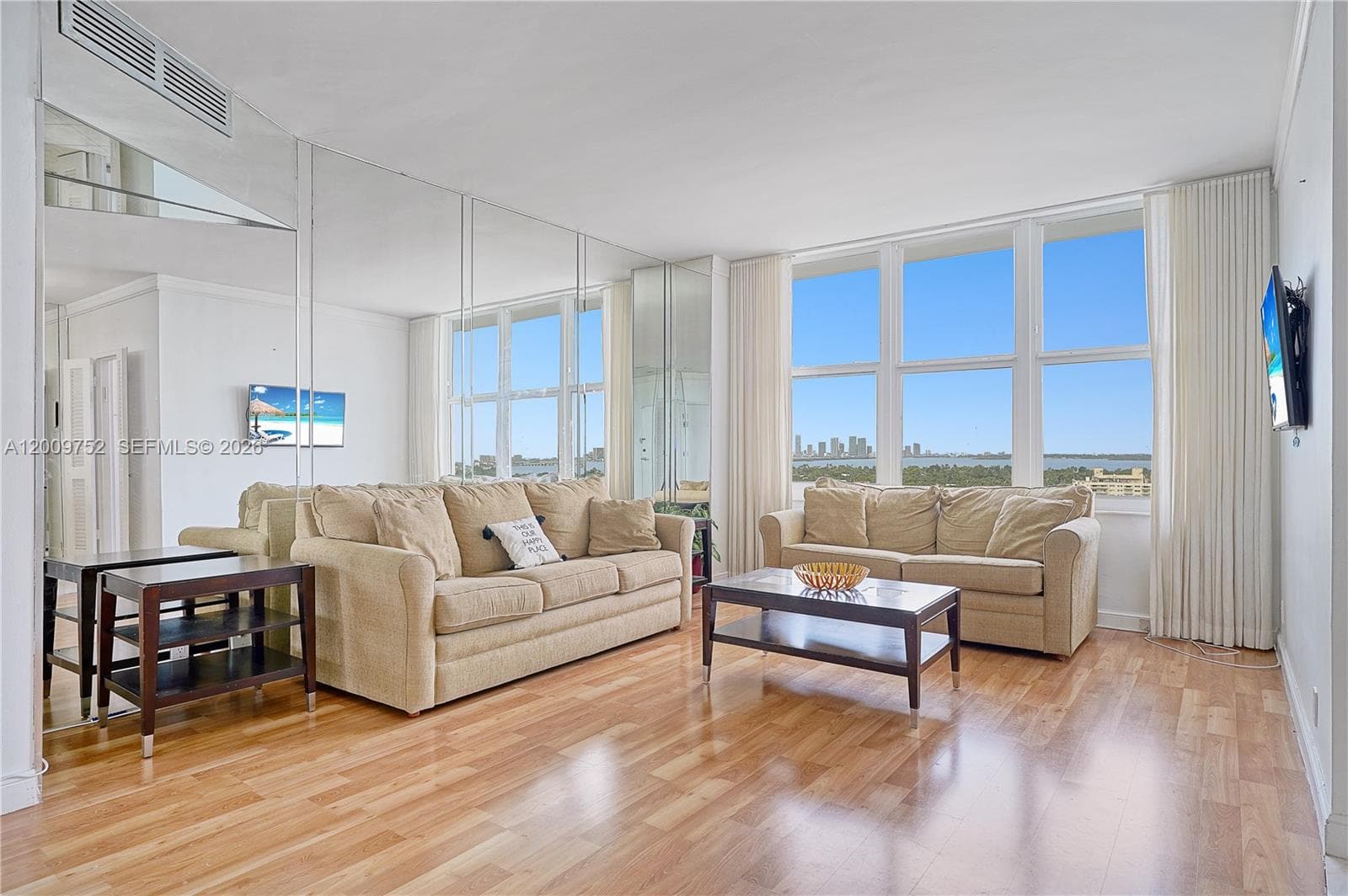 4747 Collins Ave # 1503, Miami Beach FL 33140 — 1