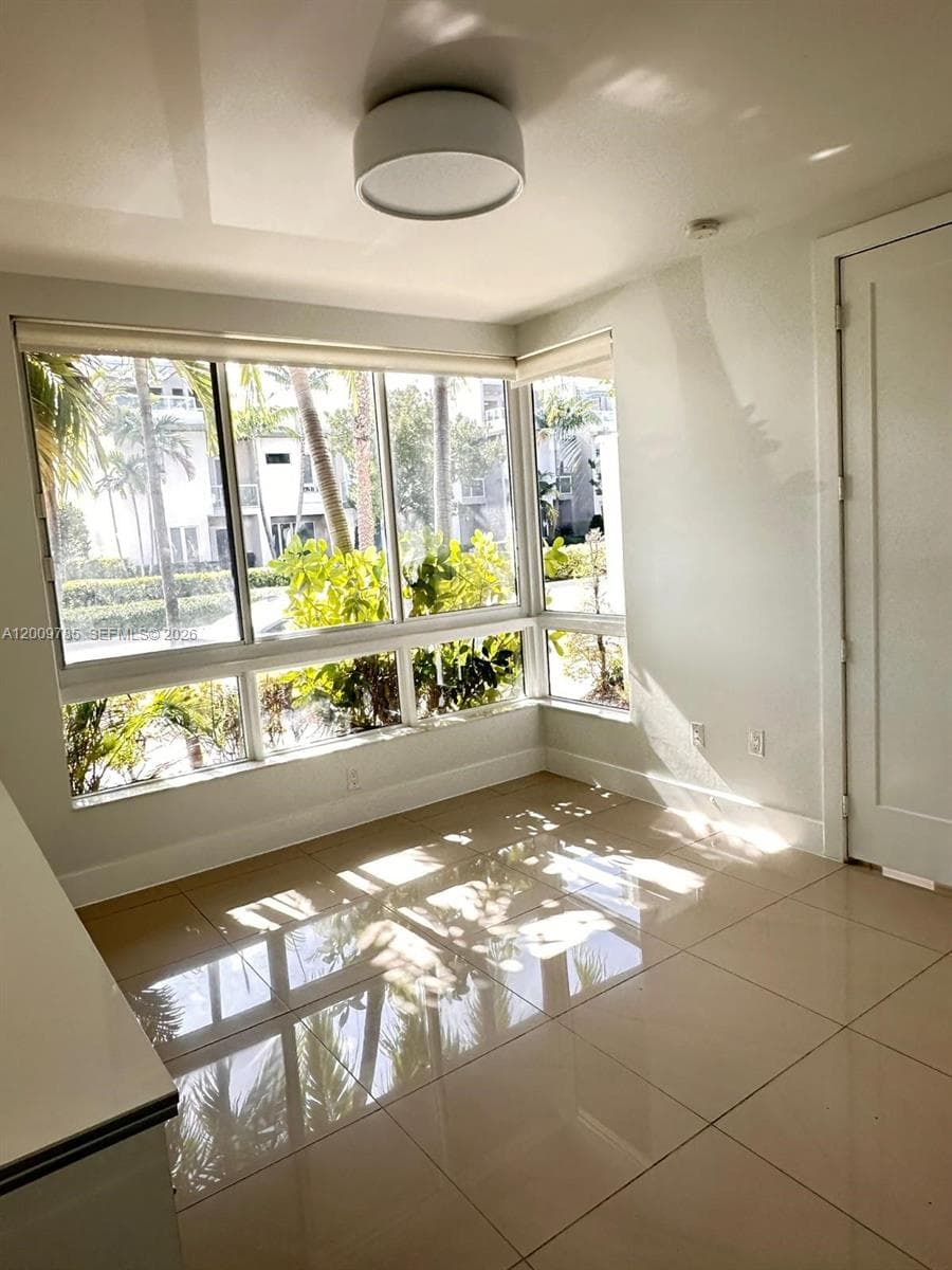 10471 NW 66th St, Doral FL 33178 — 23
