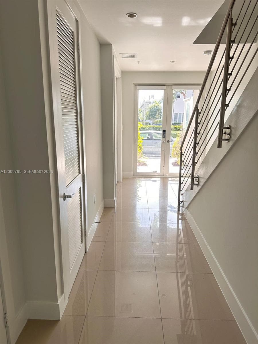 10471 NW 66th St, Doral FL 33178 — 19