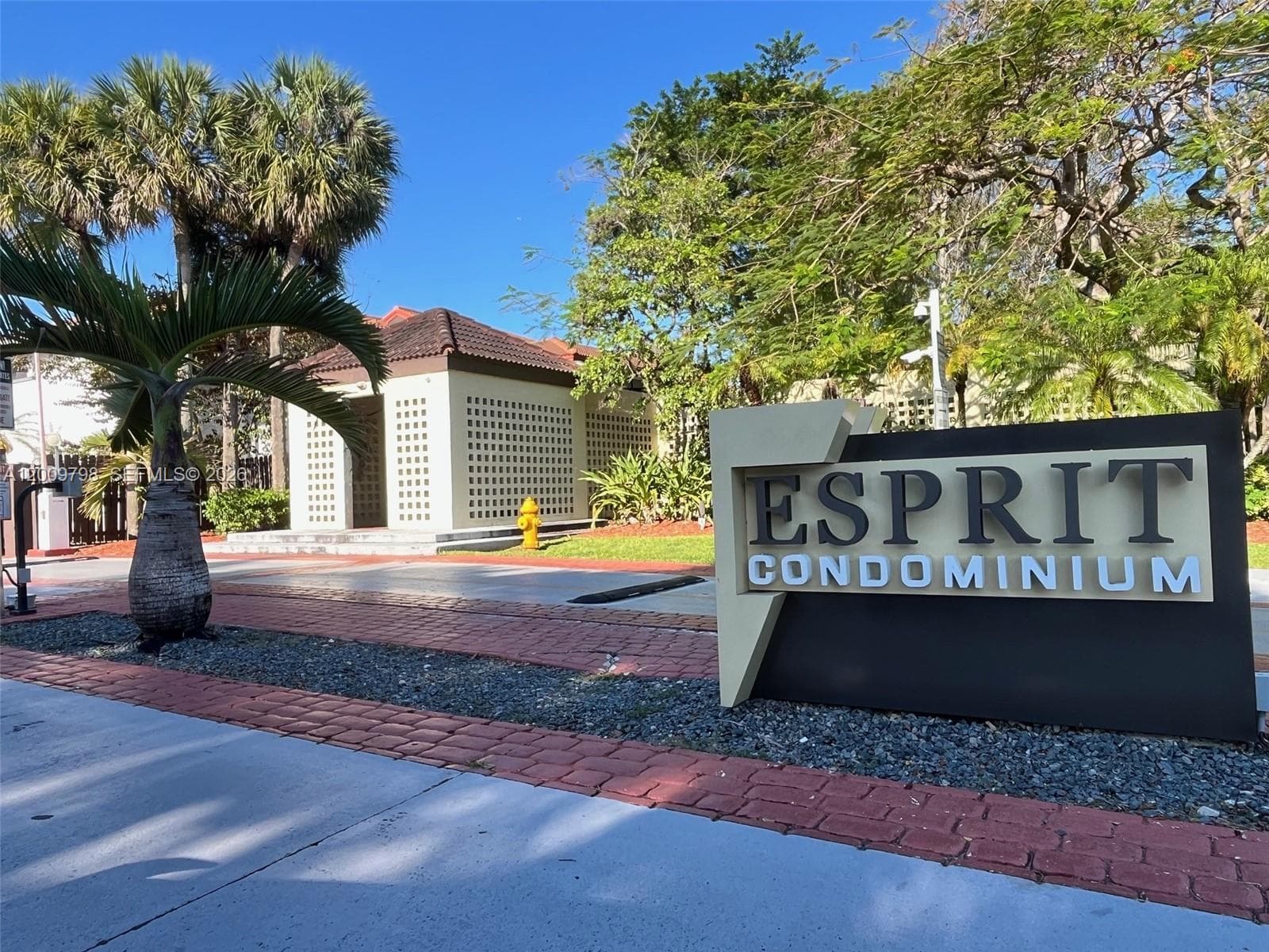 Esprit Condo, Miami, FL — 32