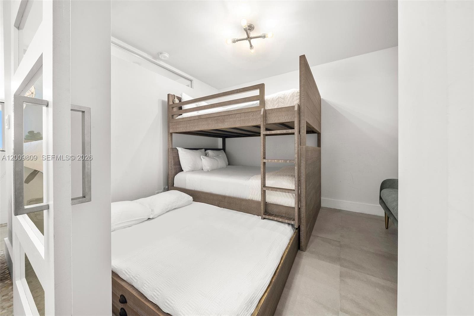 2301 Collins Ave # 1533, Miami Beach FL 33139 — 18