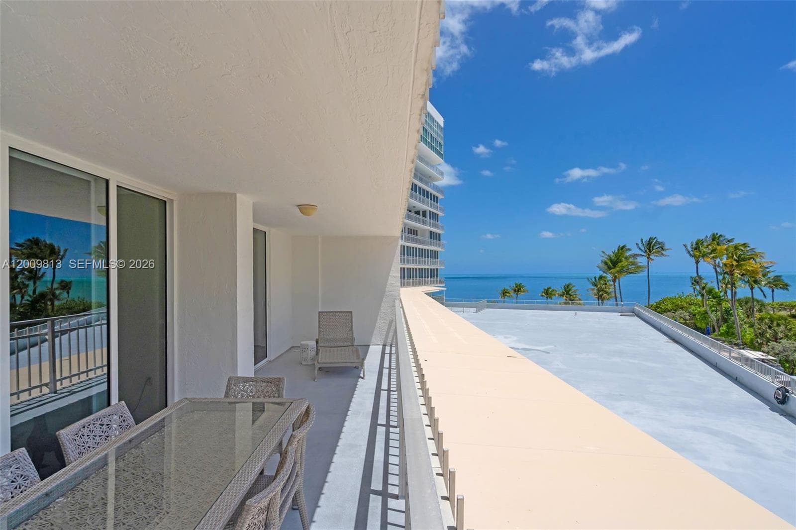 600 Grapetree Dr, Key Biscayne FL 33149 — 6