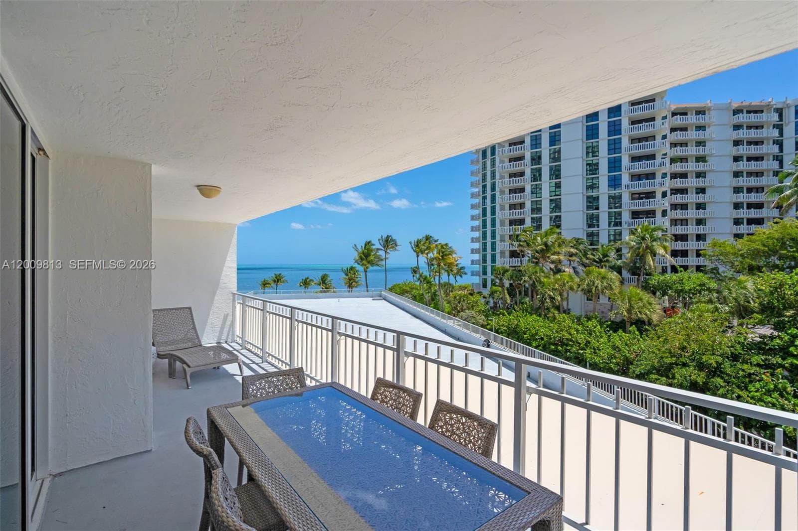 600 Grapetree Dr, Key Biscayne FL 33149 — 7