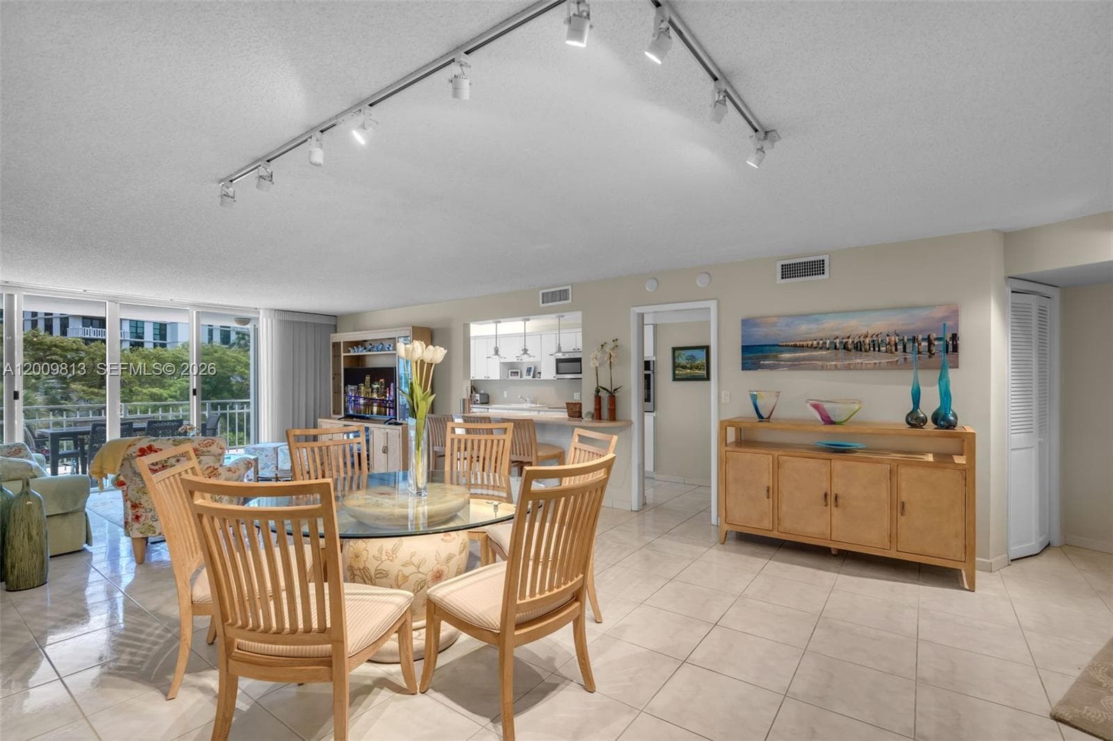 600 Grapetree Dr, Key Biscayne FL 33149 — 4