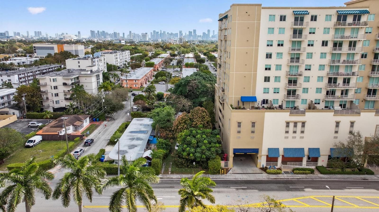 975 SW 37th Avenue, Miami FL 33135 — 5