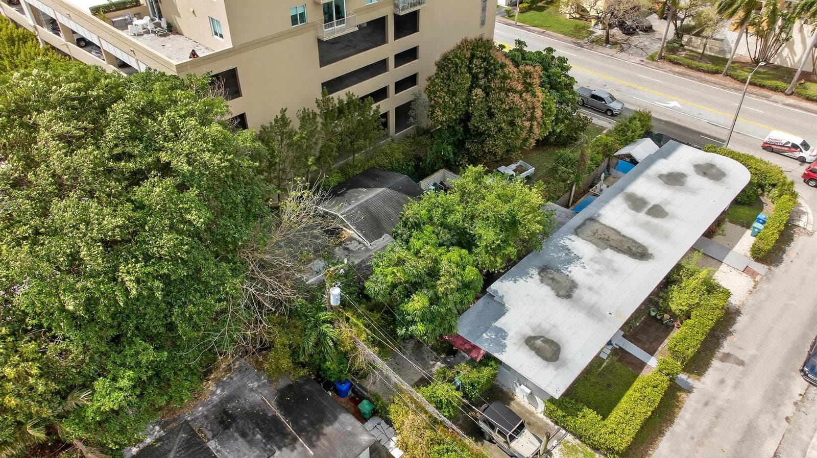 975 SW 37th Avenue, Miami FL 33135 — 4