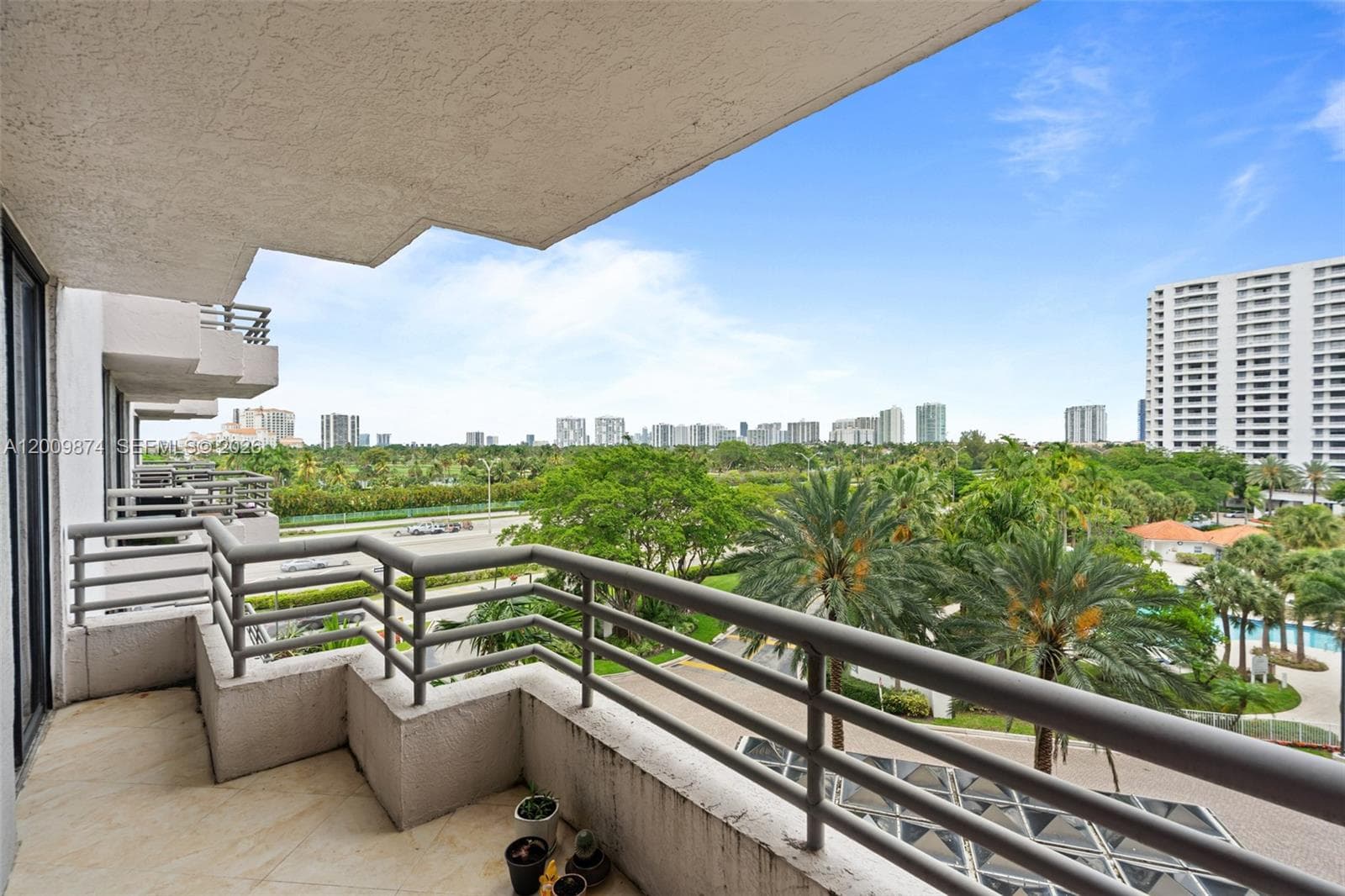 3300 NE 191st St # 609, Aventura FL 33180 — 3