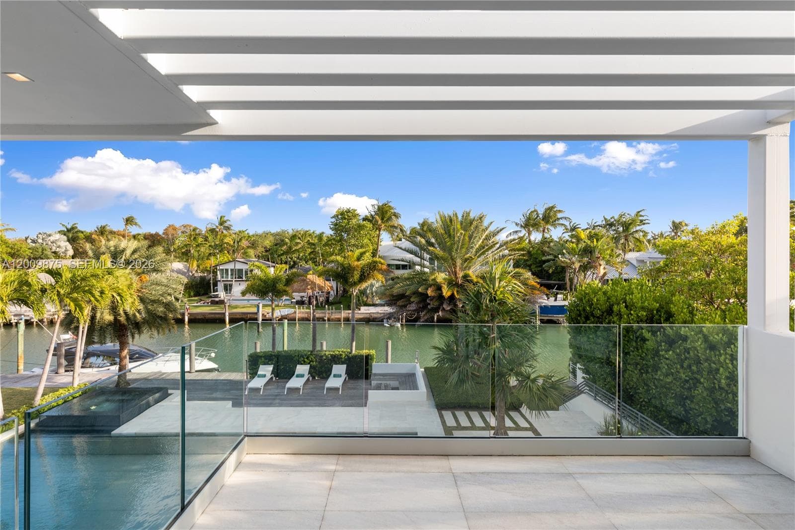 120 Knollwood Dr, Key Biscayne FL 33149 — 24