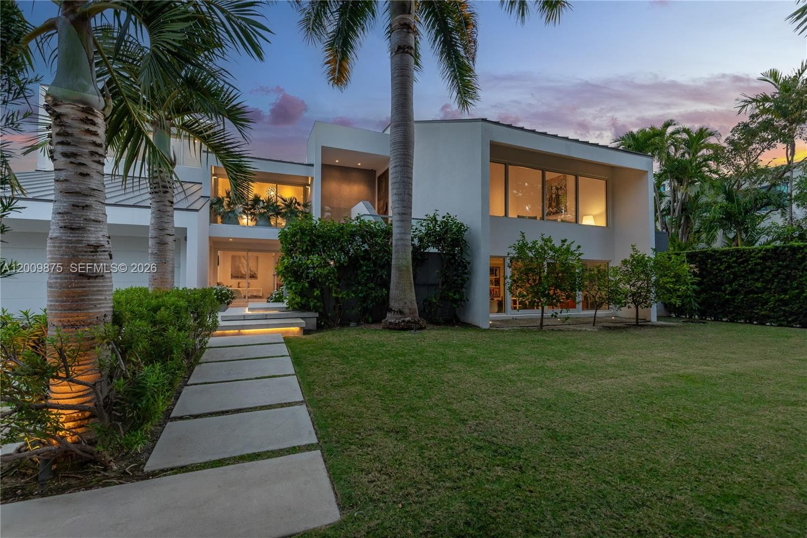 120 Knollwood Dr, Key Biscayne FL 33149 — 21