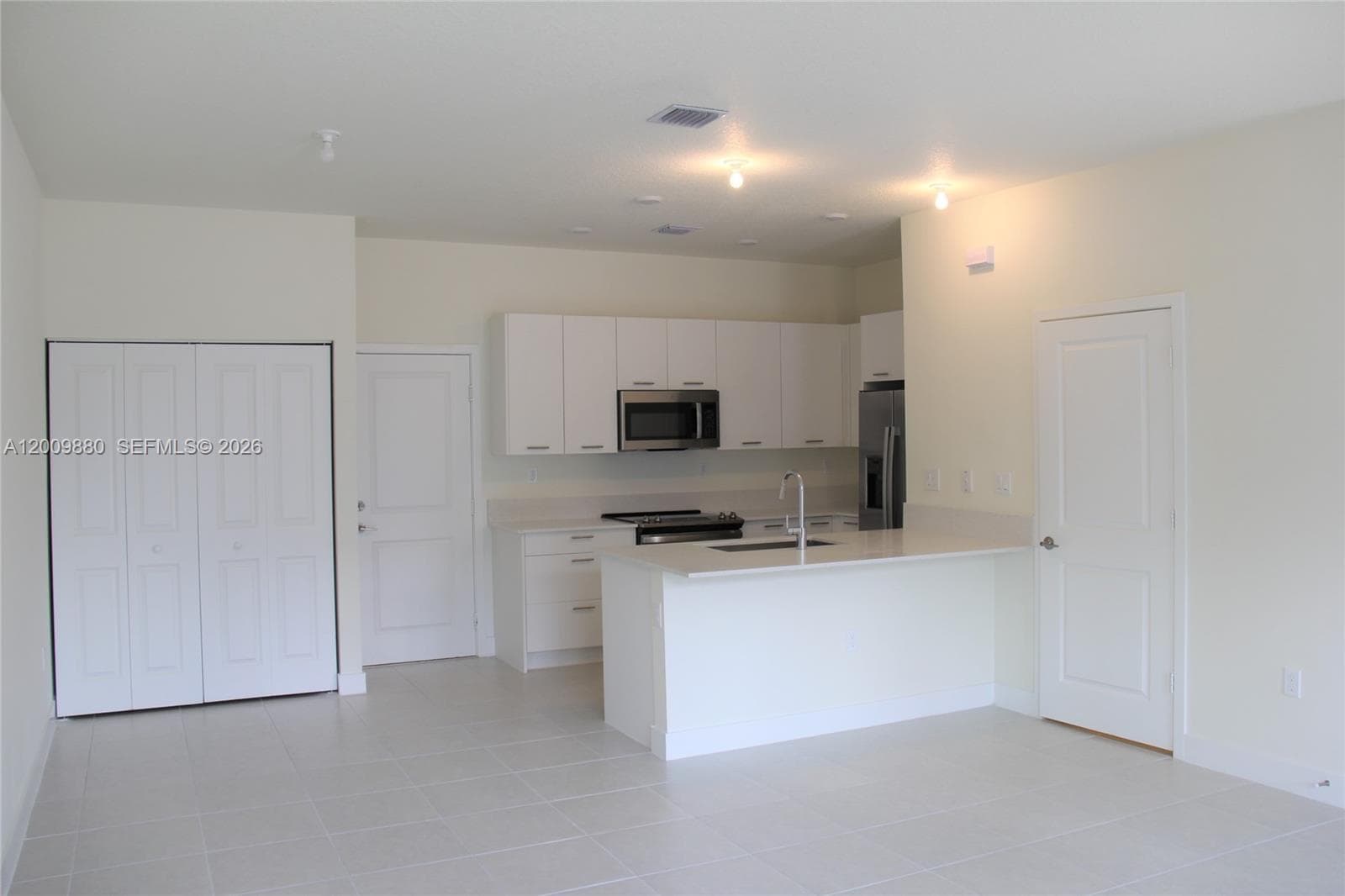 4272 NW 82nd Ave # 4272, Doral FL 33166 — 3