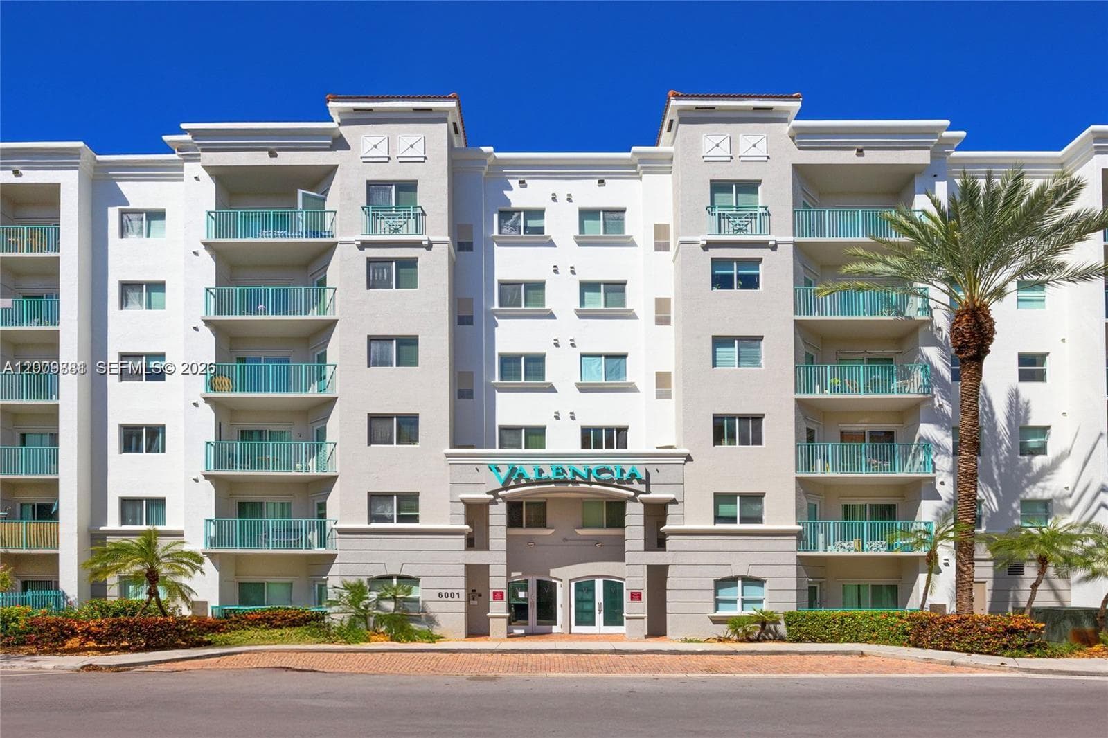 6001 SW 70th St # 336, South Miami FL 33143 — 1