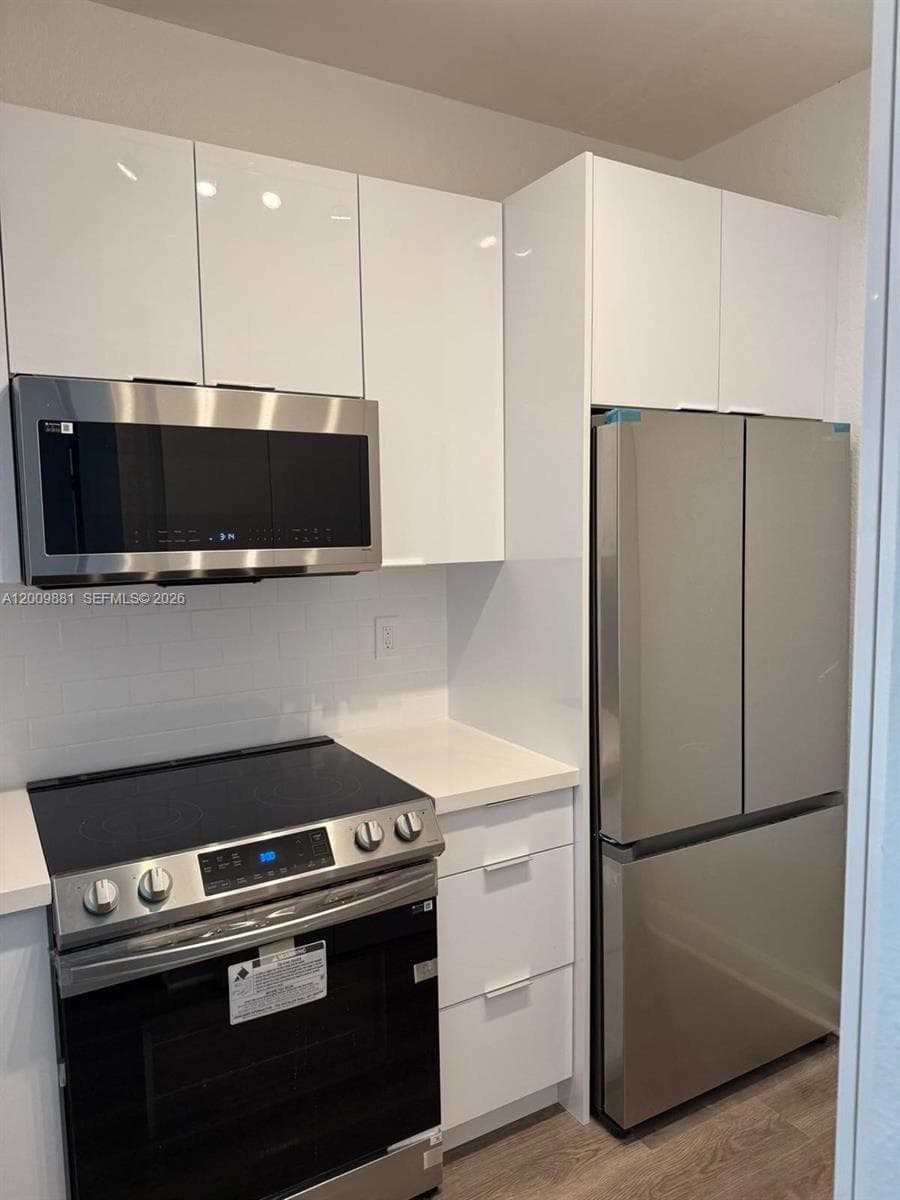 6001 SW 70th St # 336, South Miami FL 33143 — 4
