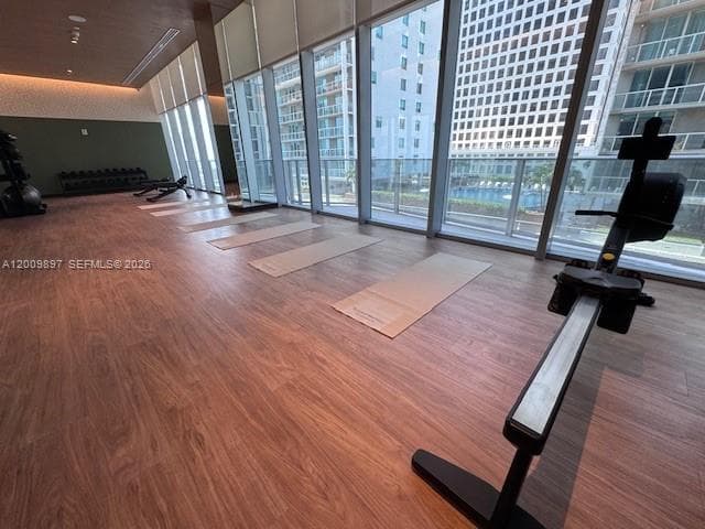 77 SE 5 ST # 1806, Miami FL 33131 — 46
