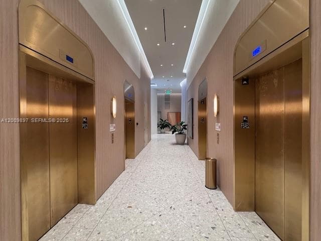 77 SE 5 ST # 1806, Miami FL 33131 — 63