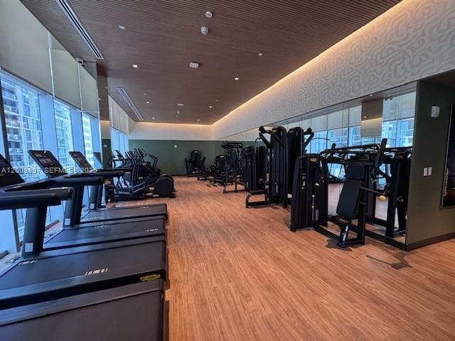 77 SE 5 ST # 1806, Miami FL 33131 — 44