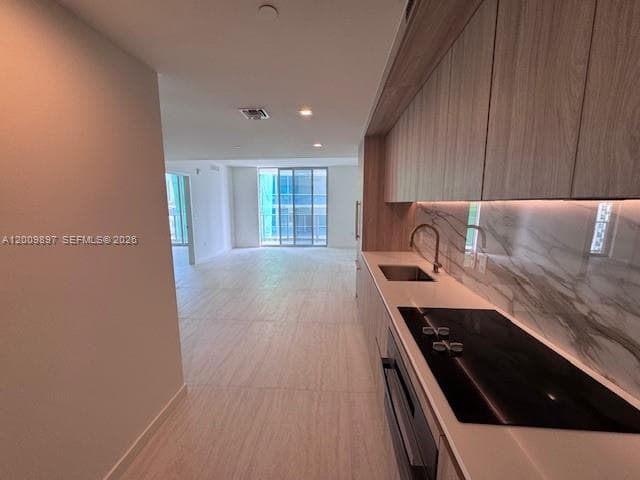 77 SE 5 ST # 1806, Miami FL 33131 — 4