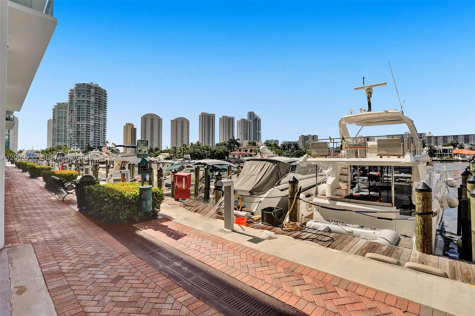 400 Sunny Isles Blvd # 2021, Sunny Isles Beach FL 33160 — 47