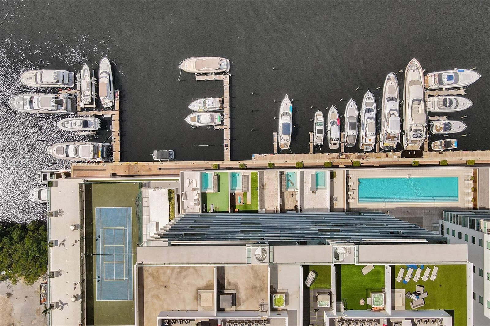 400 Sunny Isles Blvd # 2021, Sunny Isles Beach FL 33160 — 57