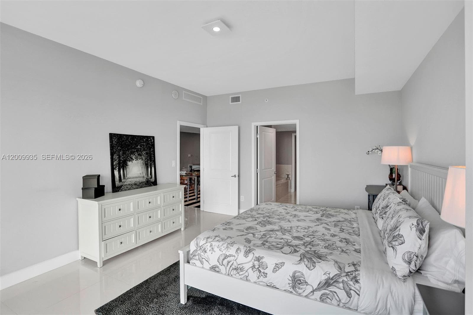 400 Sunny Isles Blvd # 2021, Sunny Isles Beach FL 33160 — 22