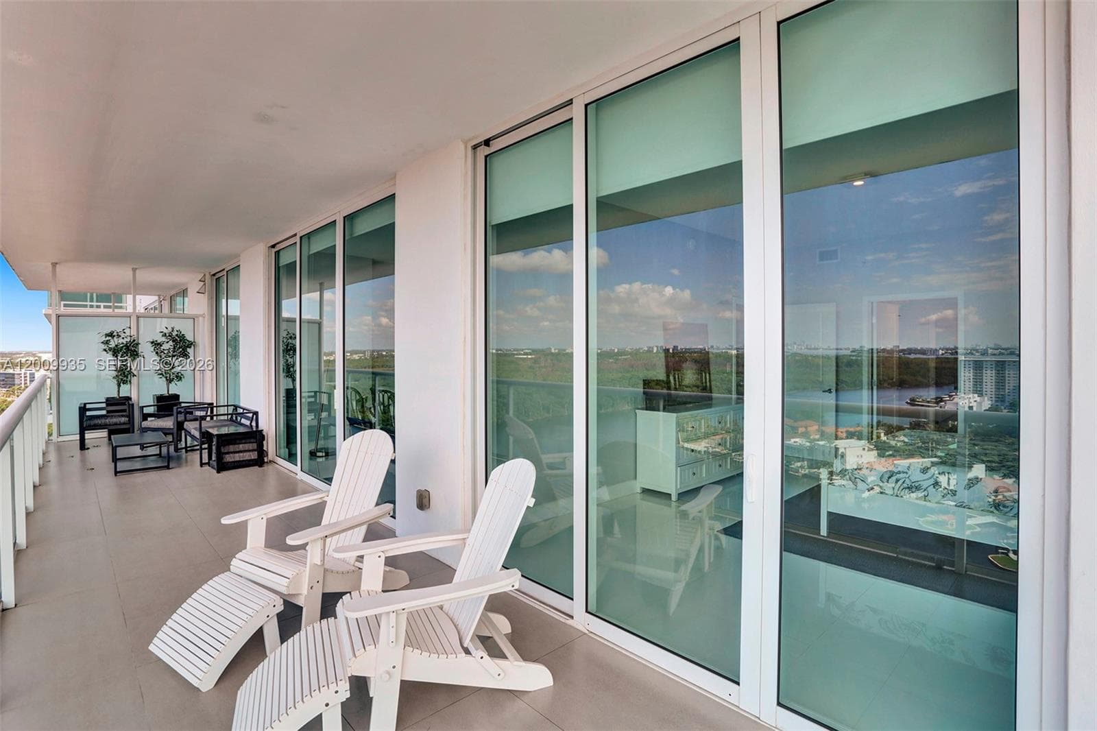 400 Sunny Isles Blvd # 2021, Sunny Isles Beach FL 33160 — 32