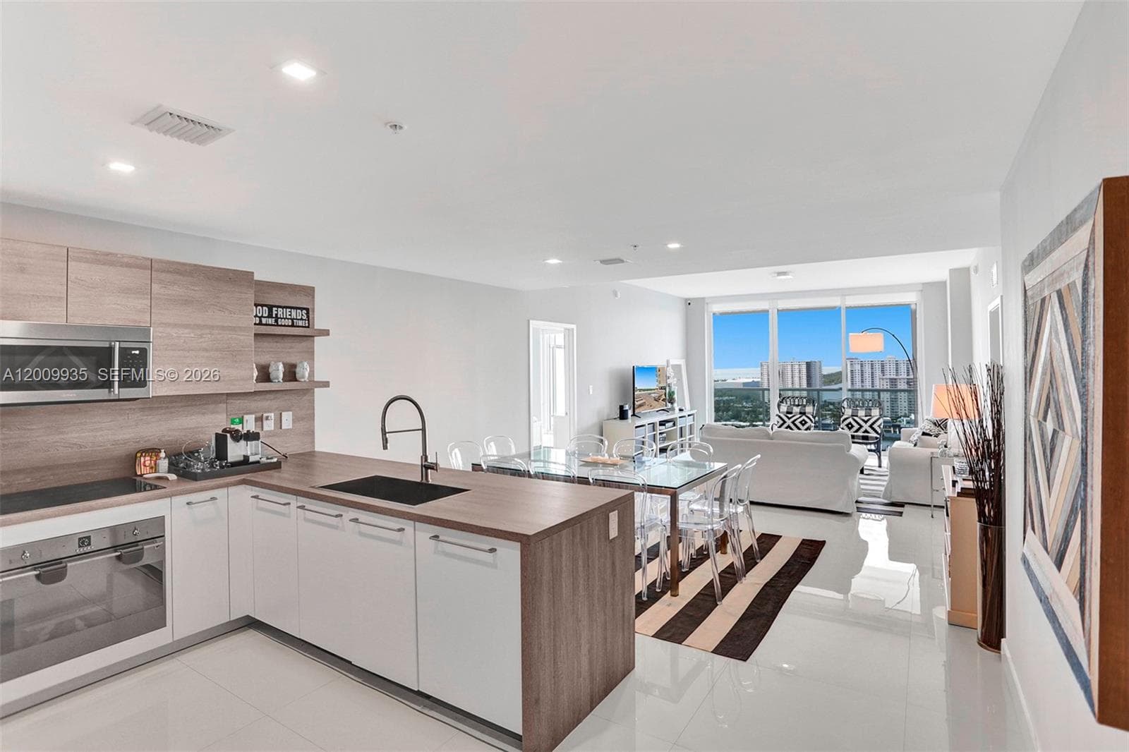 400 Sunny Isles Blvd # 2021, Sunny Isles Beach FL 33160 — 1
