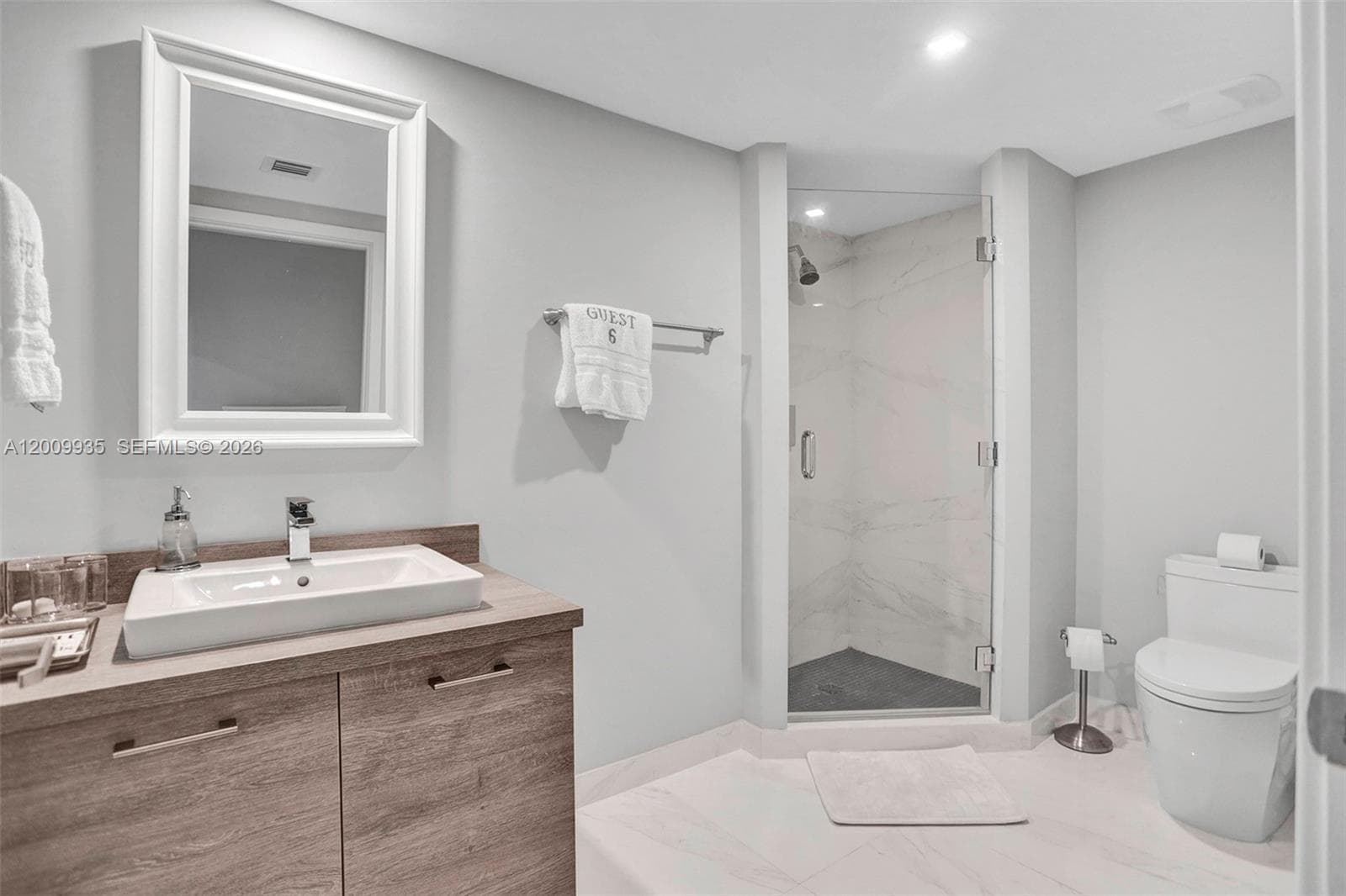 400 Sunny Isles Blvd # 2021, Sunny Isles Beach FL 33160 — 18