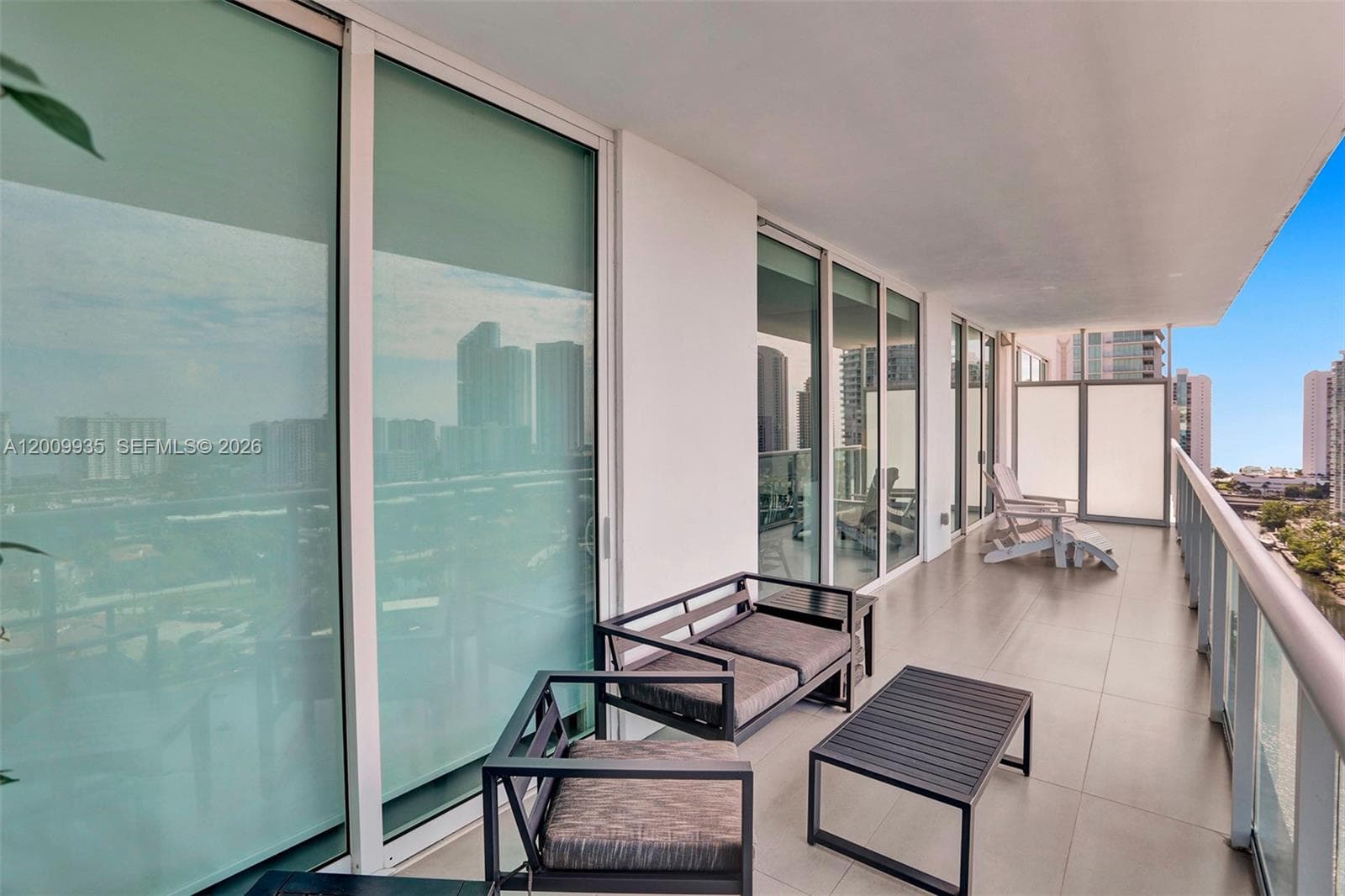 400 Sunny Isles Blvd # 2021, Sunny Isles Beach FL 33160 — 35
