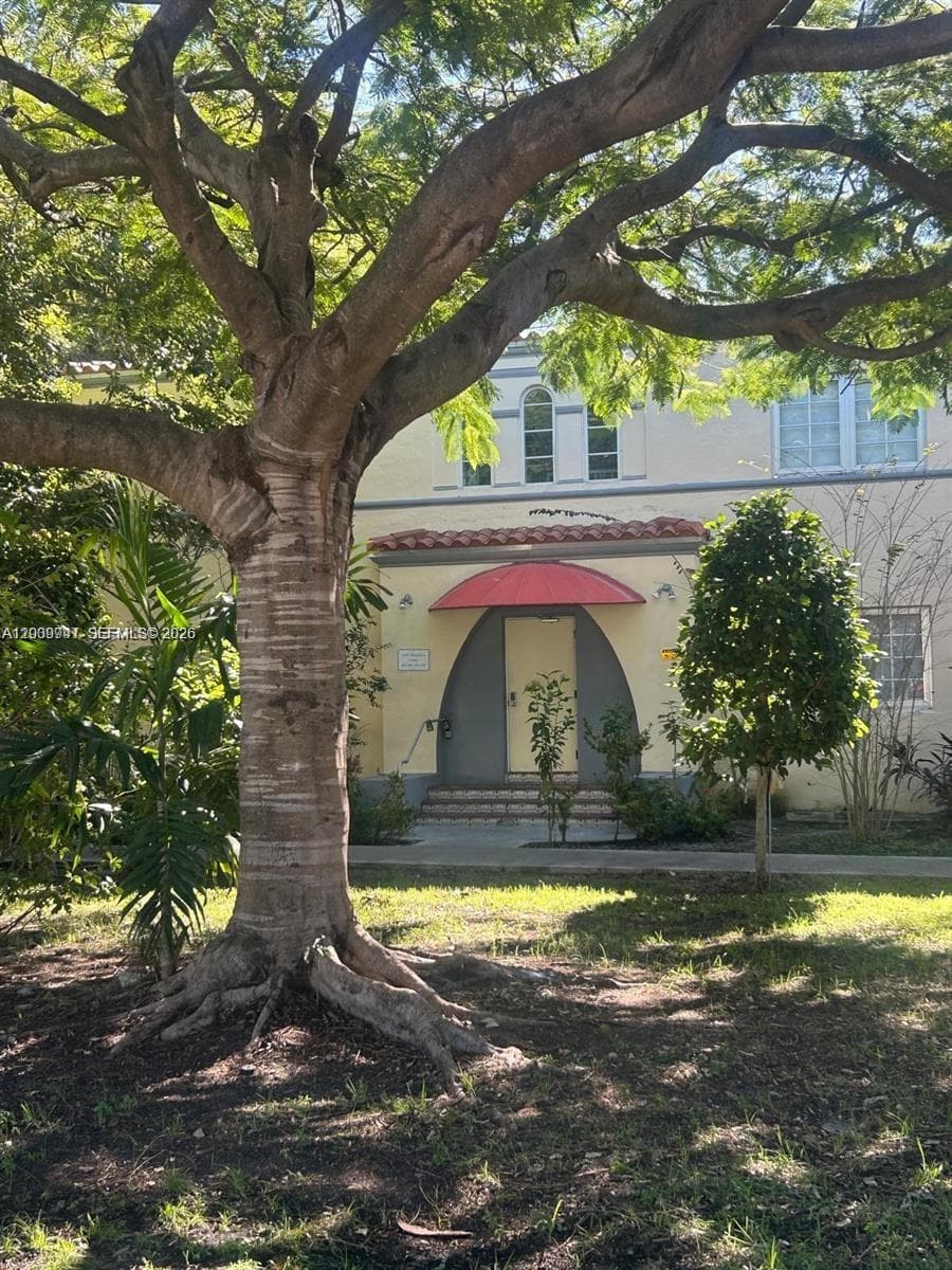 1450 Meridian Ave # 101, Miami Beach FL 33139 — 21