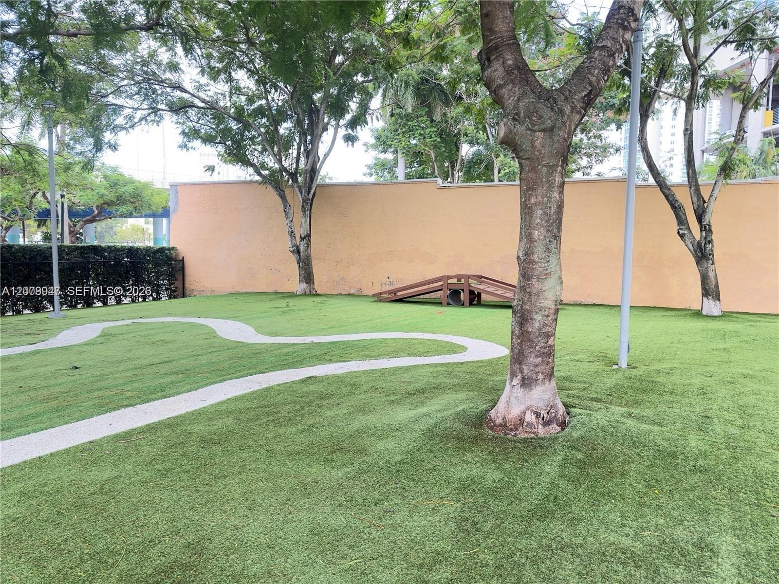 10 SW South River Dr # 1607, Miami FL 33130 — 15