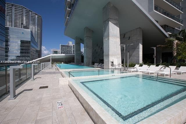 68 SE 6th St # 3210, Miami FL 33131 — 13