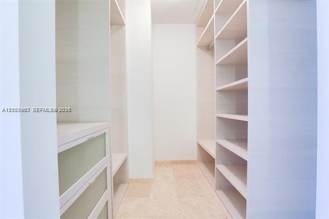 68 SE 6th St # 3210, Miami FL 33131 — 10