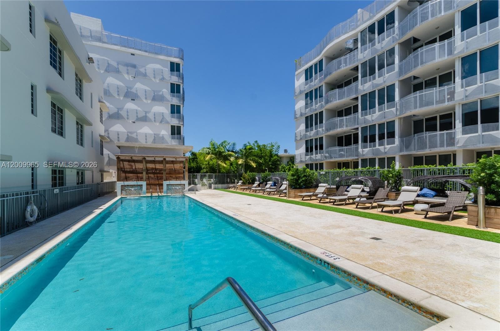 2100 Park Ave # 108, Miami Beach FL 33139 — 17