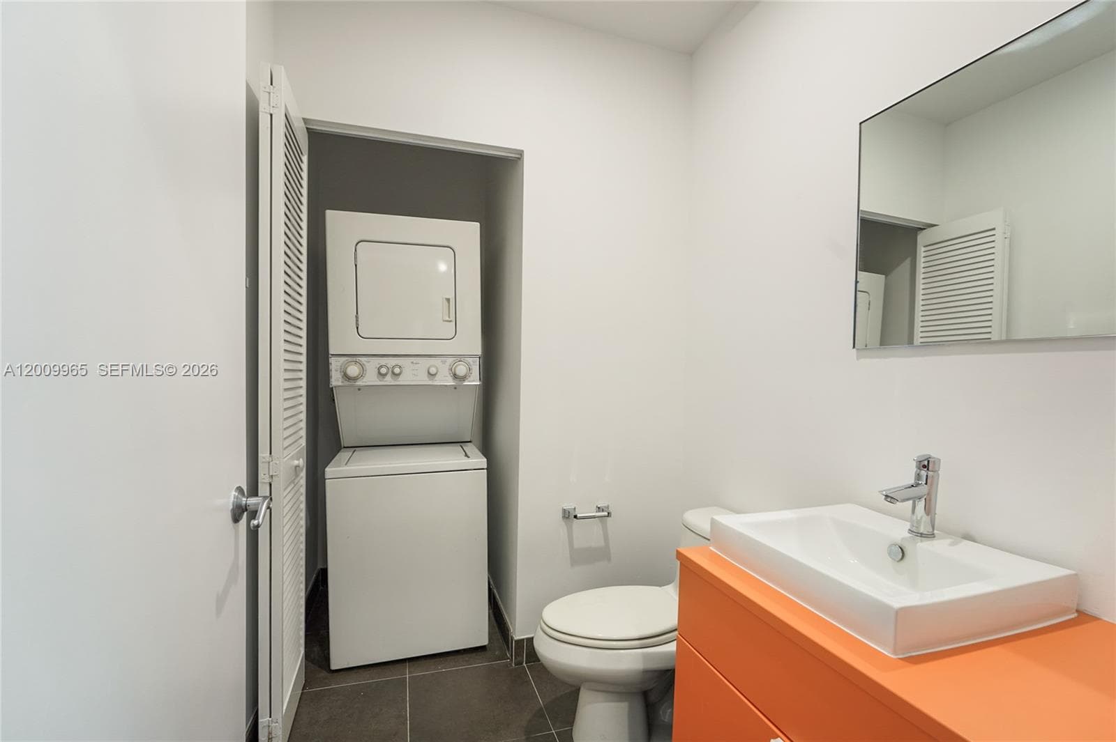 2100 Park Ave # 108, Miami Beach FL 33139 — 16